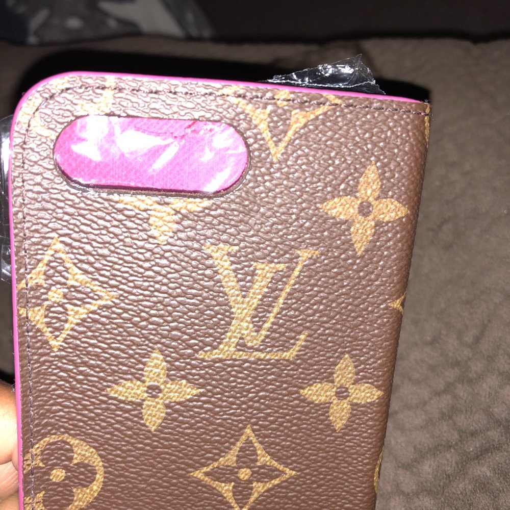 Louis Vuitton Iphone 8plus - Picture 3 of 8